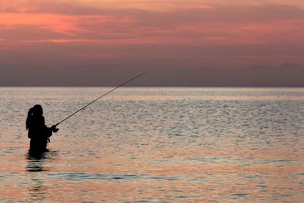 Pesca ao pôr do sol — Fotografia de Stock