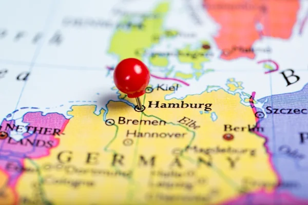 Pin rojo en el mapa de Alemania — Foto de Stock