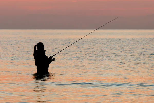 Fischfang im Morgengrauen — Stockfoto