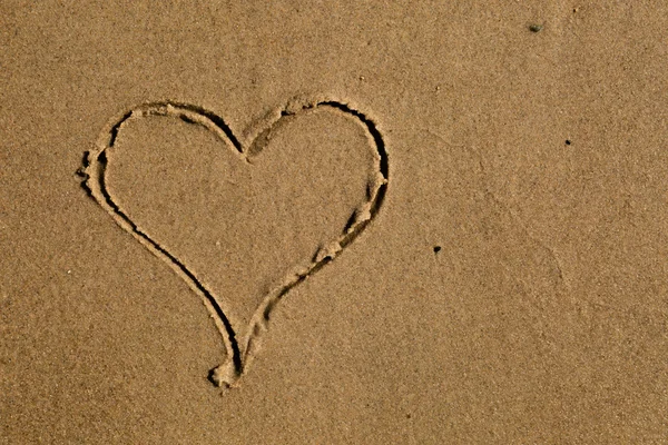 Hart in zand getrokken — Stockfoto