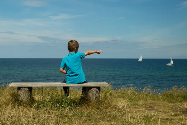 Young boy — Stock Photo, Image