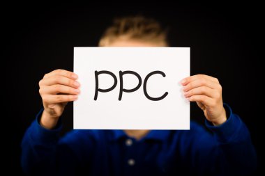 PPC işaret tutan kişi