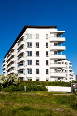 Çağdaş kat mülkiyeti bina
