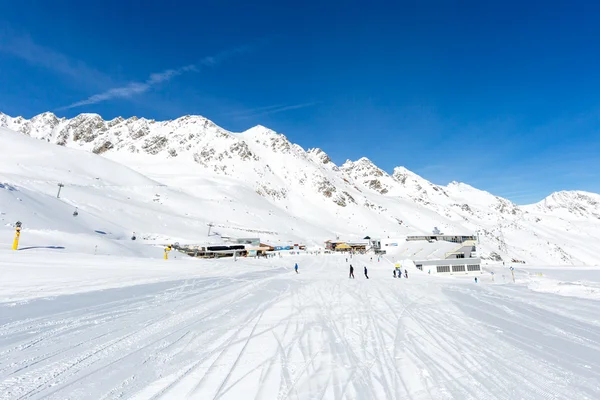 在索尔登地方的滑雪道 — 图库照片