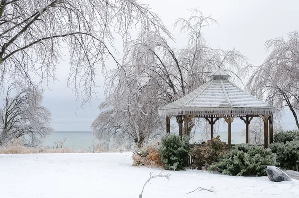 Bevroren winterlandschap — Stockfoto