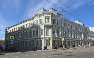 Eski ev tüccar Dmitry Luhmanova (1826) ticaret, 1918 yılında bina Çeka muhafaza, ve burada bir kabine Dzerzhinsky, Street Bolshaya Lubyanka, 11