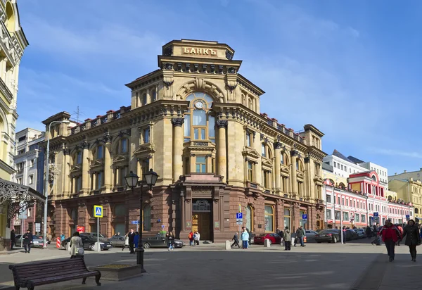 Blick auf das ehemalige Gebäude der Moskauer internationalen Handelsbank, 1895-1898, derzeit im Gebäude "Bank von Moskau" jsc, zentrale Zweigstelle, Roschdestwenka Straße, Haus 8 / 15, Gebäude 3 — Stockfoto