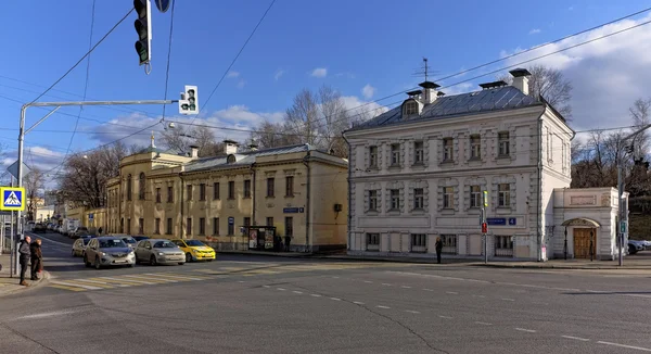 Ex casa del clero Chiesa di Stefano, un monumento di architettura, edificio 1891, Nikoloyamskaya, 4 ed ex maniero annesso Batasheva Nikoloyamskaya 6 — Foto Stock