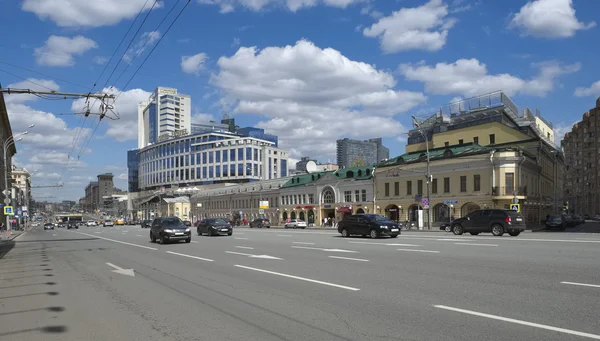 Panoráma, Moszkva. A Smolenskaya tér és Novinsky Boulevard, közepén látható Lotte Hotel Moscow-Moszkva — Stock Fotó