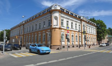 Eski bir malikane içinde Rusya Federasyonu'nda İspanyolca Büyükelçiliği binası, 1876 yılında, Bolshaya Nikitskaya Street, 50/8 inşa