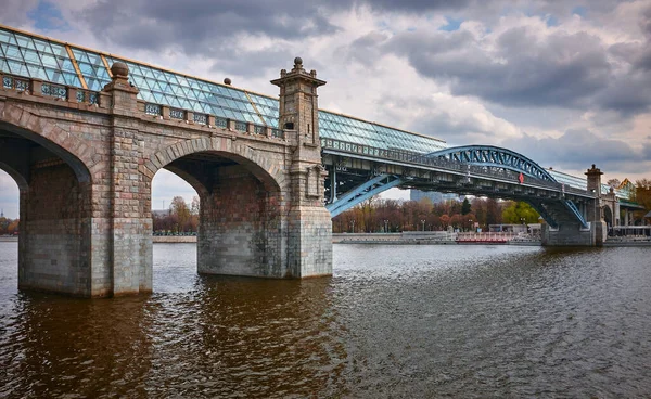 Μόσχα Ρωσία Απριλίου 2021 Άποψη Της Γέφυρας Andreyevsky Που Χτίστηκε — Φωτογραφία Αρχείου