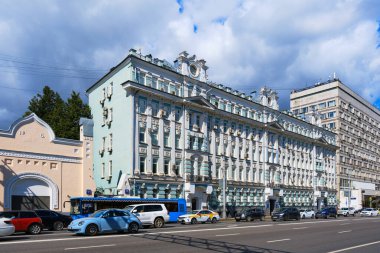 Tüccar Chulkov 'un eski kazançlı evi Art Nouveau stilini 1902-1903 yıllarında inşa etti, tarihi eser: Moskova, Rusya - 23 Ağustos 2021