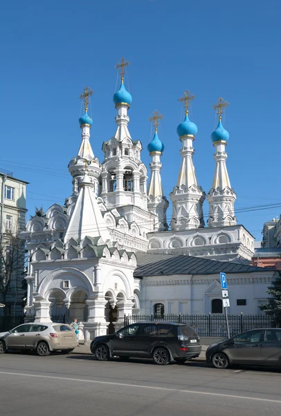 Kirche der Geburt der seligen Jungfrau in Putinki, Moskau — Stockfoto