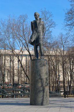 Büyük Rus şair M.Y. Lermontov Moskova'da anıt