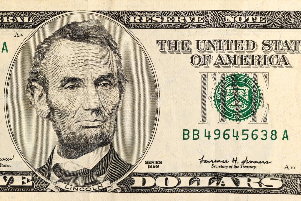 Lincoln en primer plano del billete de cinco dólares: fotografía de ...
