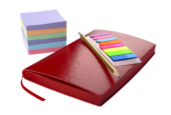 Tagebuch, Notizen, Aufkleber und Bleistift auf weißem Hintergrund — Stockfoto