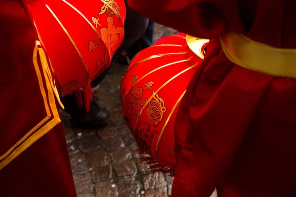 Традиционный китайский новогодний фонарь — стоковое фото