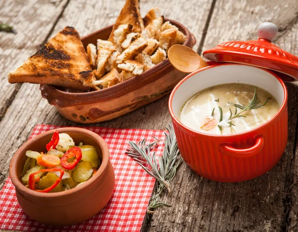 Домашній суп — стокове фото