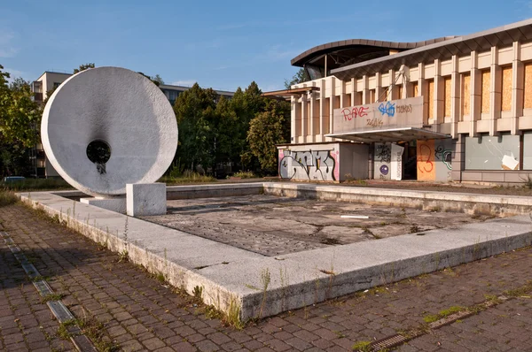 Edificio abandonado en Vilna — Foto de Stock