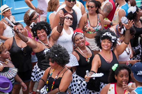 Milhares de foliões no maior carnaval do Rio — Fotografia de Stock