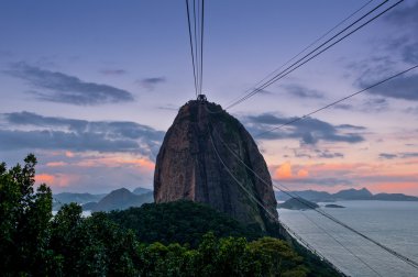 Ismarlayarak Sugarloaf Dağı