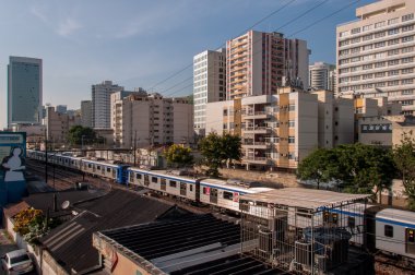 Nova Iguaçu şehir sabahın erken saatlerinde