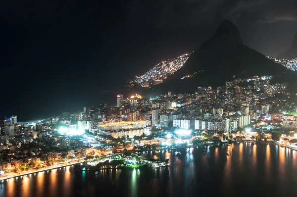 Güzel gece görünümü Rio de Janeiro — Stok fotoğraf