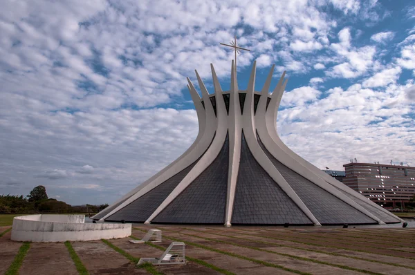 Brasila által tervezett Oscar Niemeyer-székesegyház — Stock Fotó