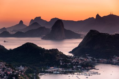Rio de Janeiro dağları 
