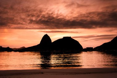  Güneş doğuyor, Rio de Janeiro