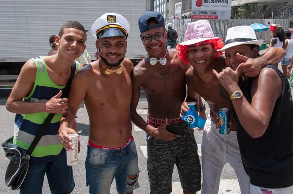 Gente en la calle del carnaval en Flamengo Park — Foto de Stock