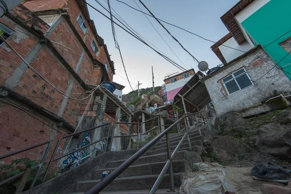 Estruturas residenciais frágeis — Fotografia de Stock