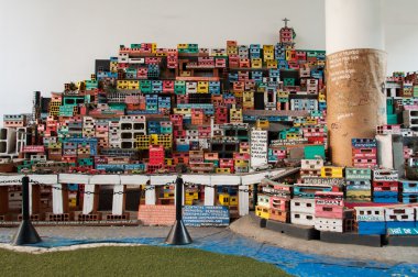 Renkli favela topluluk minyatür gösterimi
