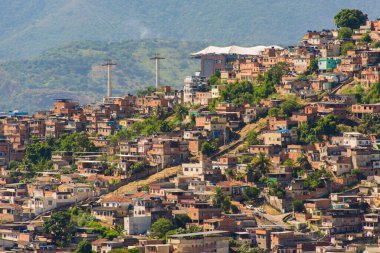 Rio de Janeiro City, Brezilya 'nın varoşlarının tepelerindeki Favelas