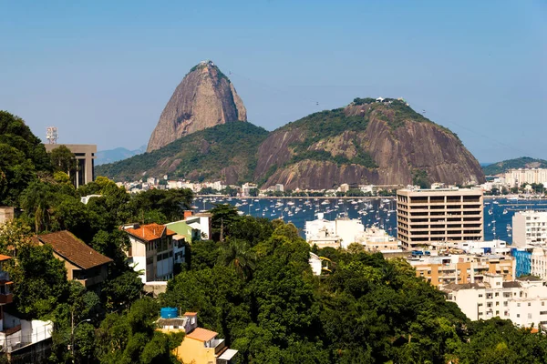 Hermosa Naturaleza Ciudad Río Janeiro Con Colinas Bosques Montaña Sugarloaf — Foto de Stock