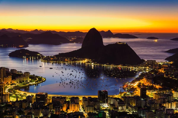 Rio Janeiro Pouco Antes Nascer Sol Luzes Cidade Sugarloaf Mountain — Fotografia de Stock