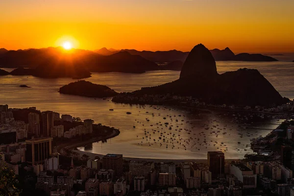 Salida Del Sol Oro Sobre Bahía Guanabara Río Janeiro Con —  Fotos de Stock