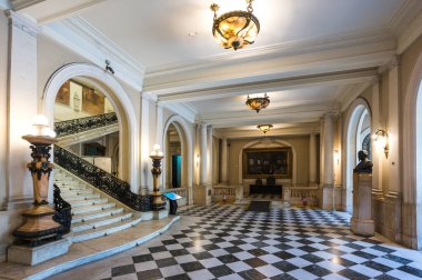 Rio de Janeiro, Brezilya - 30 Aralık 2025: Pedro Ernesto Sarayı 'nın içi. Yüz yıldan fazla bir süre önce inşa edilmiş ve Rio de Janeiro belediyesinde yasama gücüne ev sahipliği yapıyor..