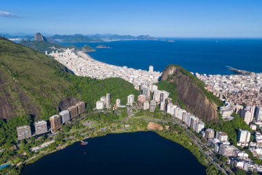 Rio de Janeiro, Brezilya 'da Dağlı Ipanema, Lagoa ve Copacabana' nın Hava Görüntüsü