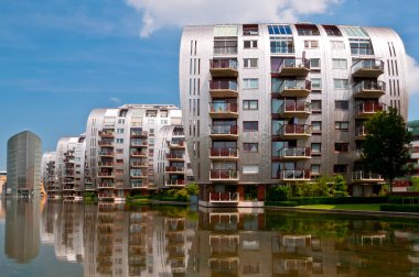 Den Bosch içinde modern apartmanlar