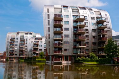 Den Bosch içinde modern apartmanlar