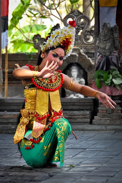 Actuación tradicional de danza balinesa Barong — Foto de Stock