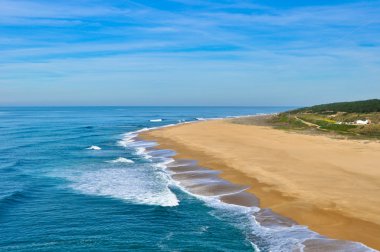 Sandy beach Lagos sahil boyunca