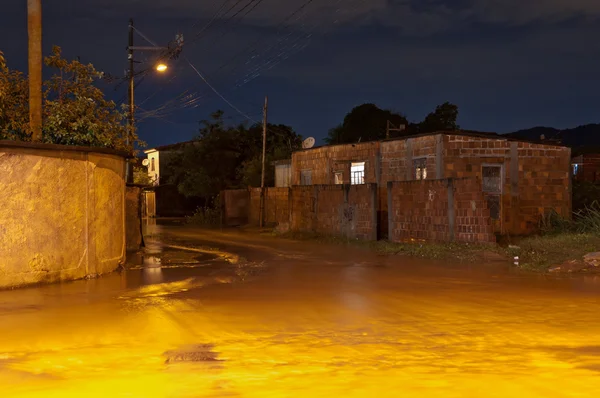 Κακές συνθήκες διαβίωσης περιοχή πλημμυρίσει — Φωτογραφία Αρχείου