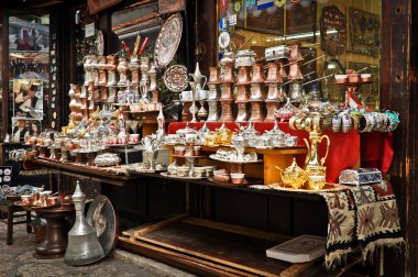 Geleneksel Hatıra Eşyası satan dükkanlar