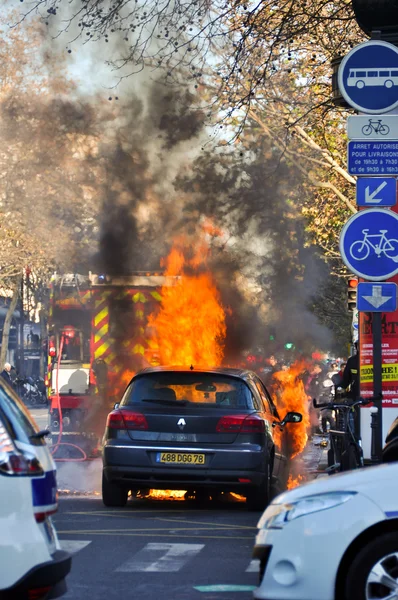 Accident in the streets of Paris — Stock Photo, Image