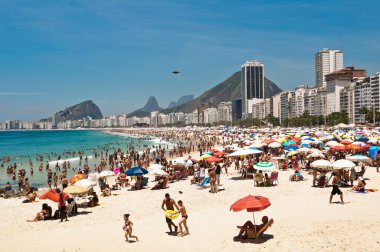 Copacabana Plajı'insanlar zevk almak