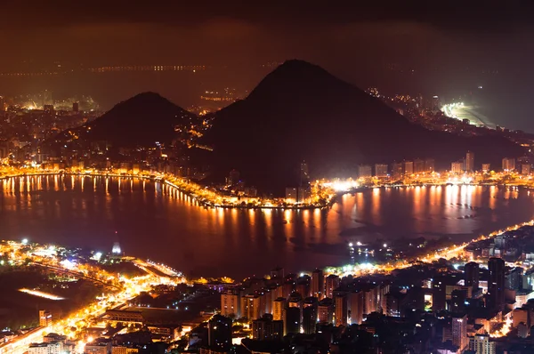 Rio de Janeiro ptaka w nocy — Zdjęcie stockowe