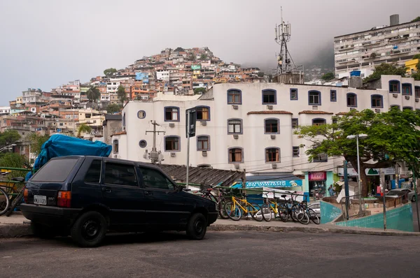 Construções residenciais frágeis — Fotografia de Stock