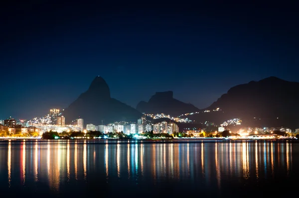 Éjszakai nézet a Rio de Janeiro — Stock Fotó